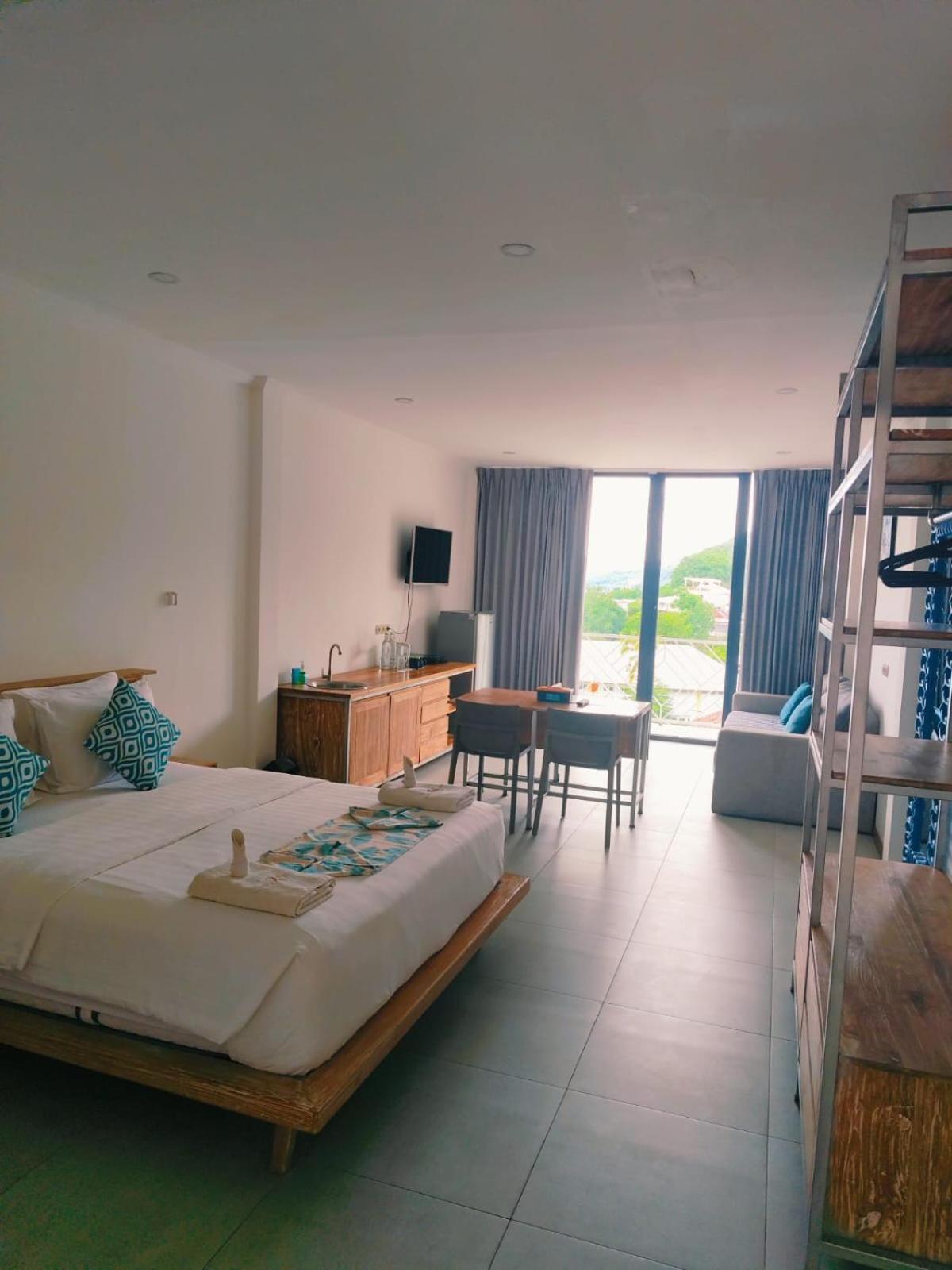 Triple 8 Aparthotel Labuan Bajo