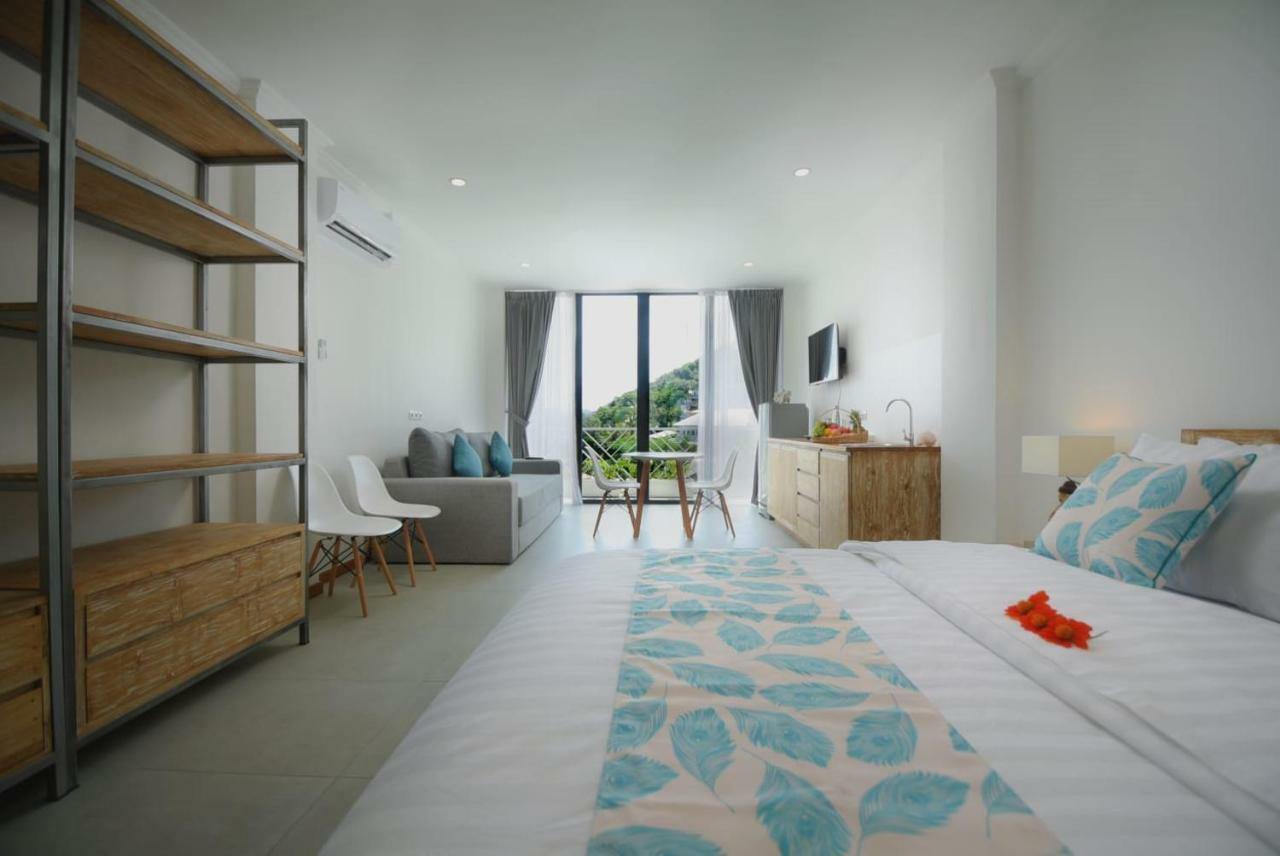Aparthotel Triple 8
